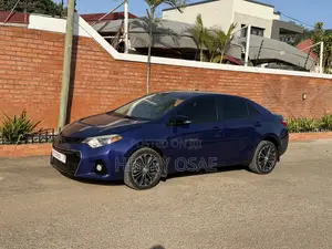 Toyota Corolla 2015 Blue
