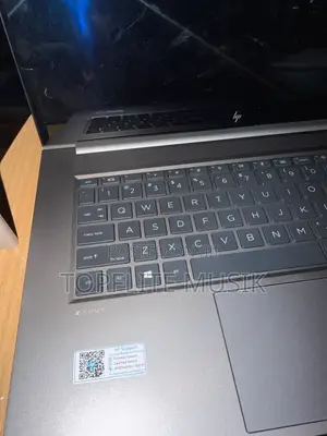 Laptop HP ZBook Studio G8 32GB Intel Core i7 SSD 512GB