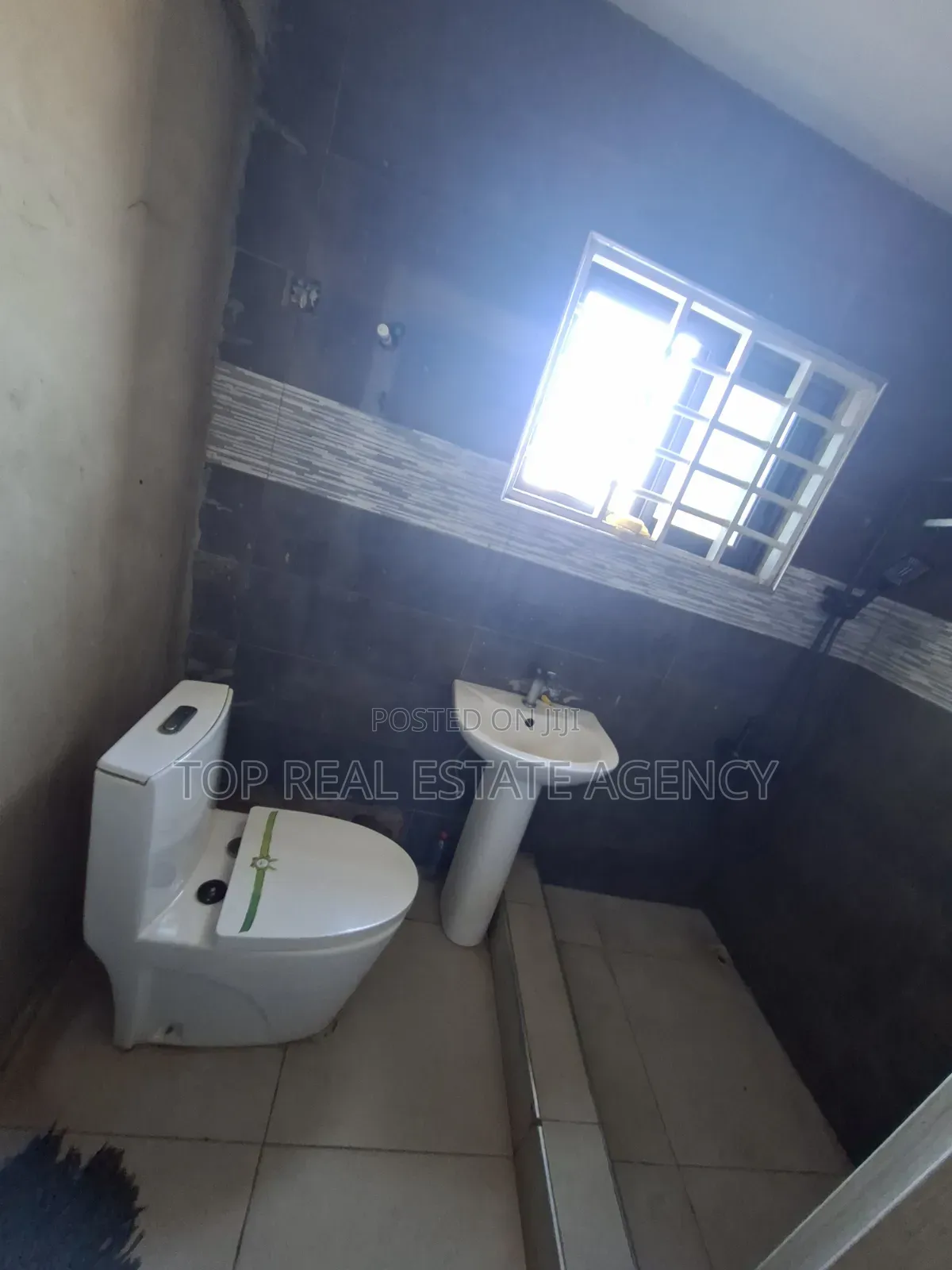 1bdrm Apartment in Dome Pillar 2, Ga East Municipal for rent