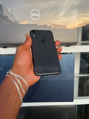 Apple iPhone XR 128 GB Black