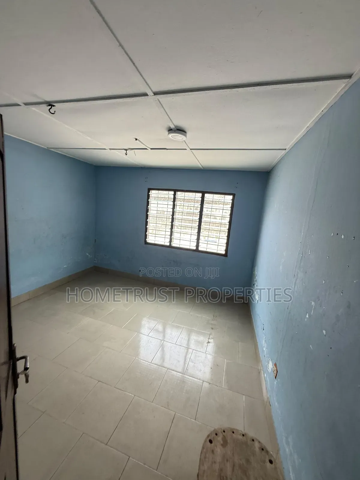 4bdrm House in Lapaz Racecourse, Nyanmekye for sale