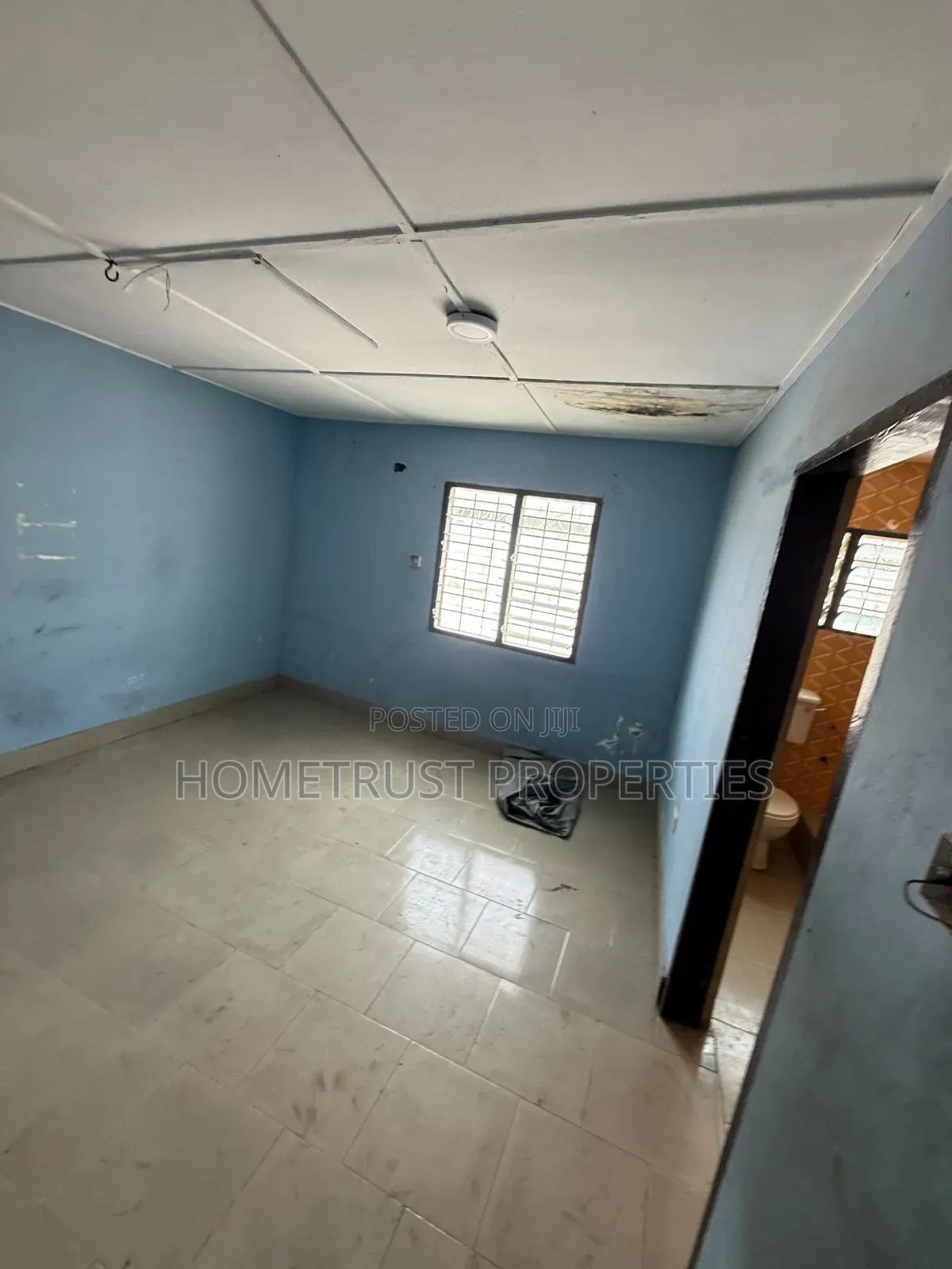 4bdrm House in Lapaz Racecourse, Nyanmekye for sale