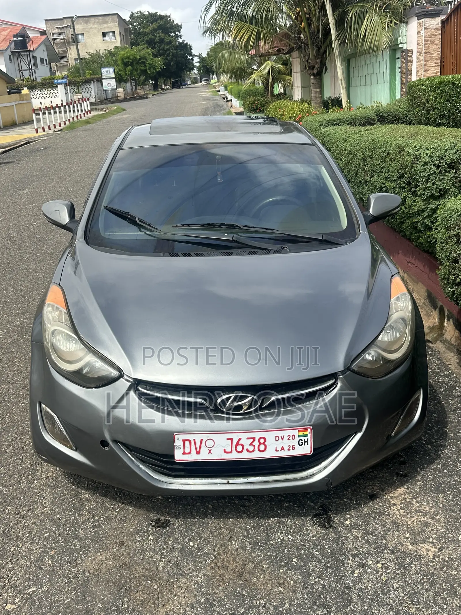 Hyundai Elantra GLS Sedan FWD (1.8L 4cyl 6A) 2013 Gray