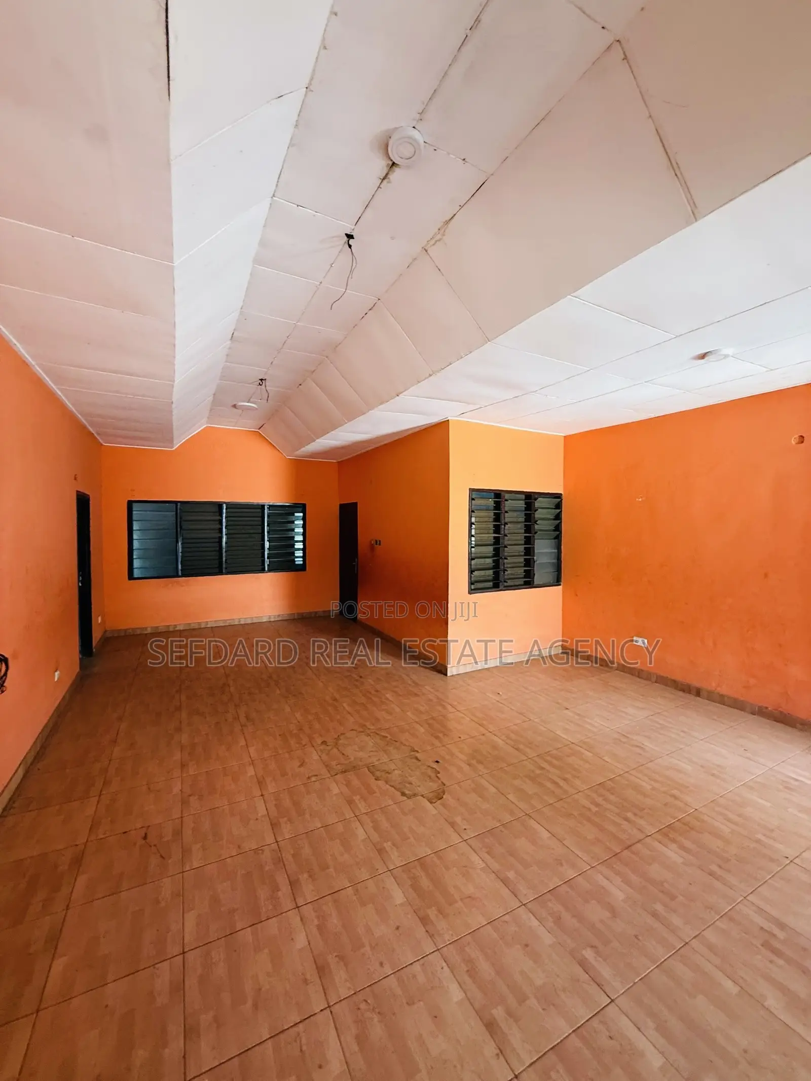 4bdrm House in Sefdard Properties, Lapaz for sale
