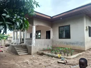 4bdrm House in Kenyase, Kumasi Metropolitan for sale