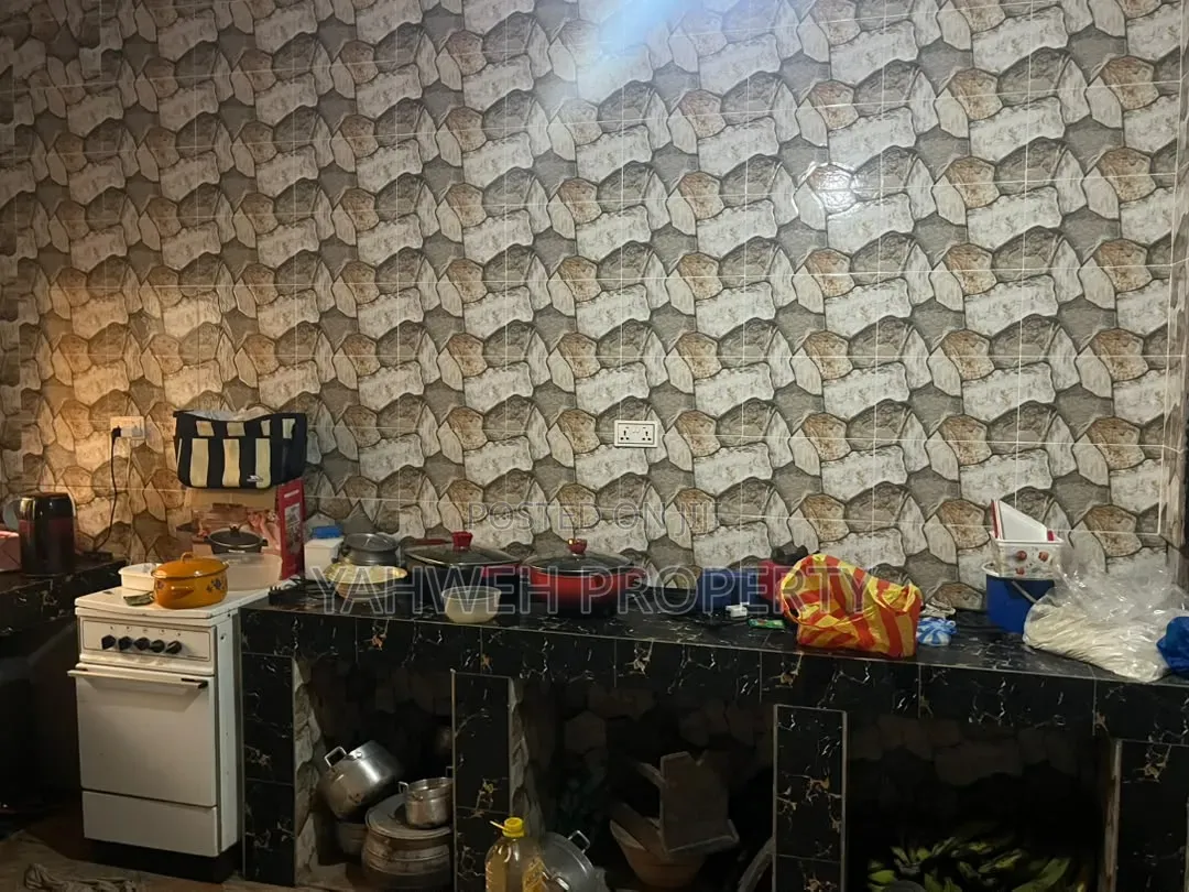 4bdrm House in Kenyase, Kumasi Metropolitan for sale