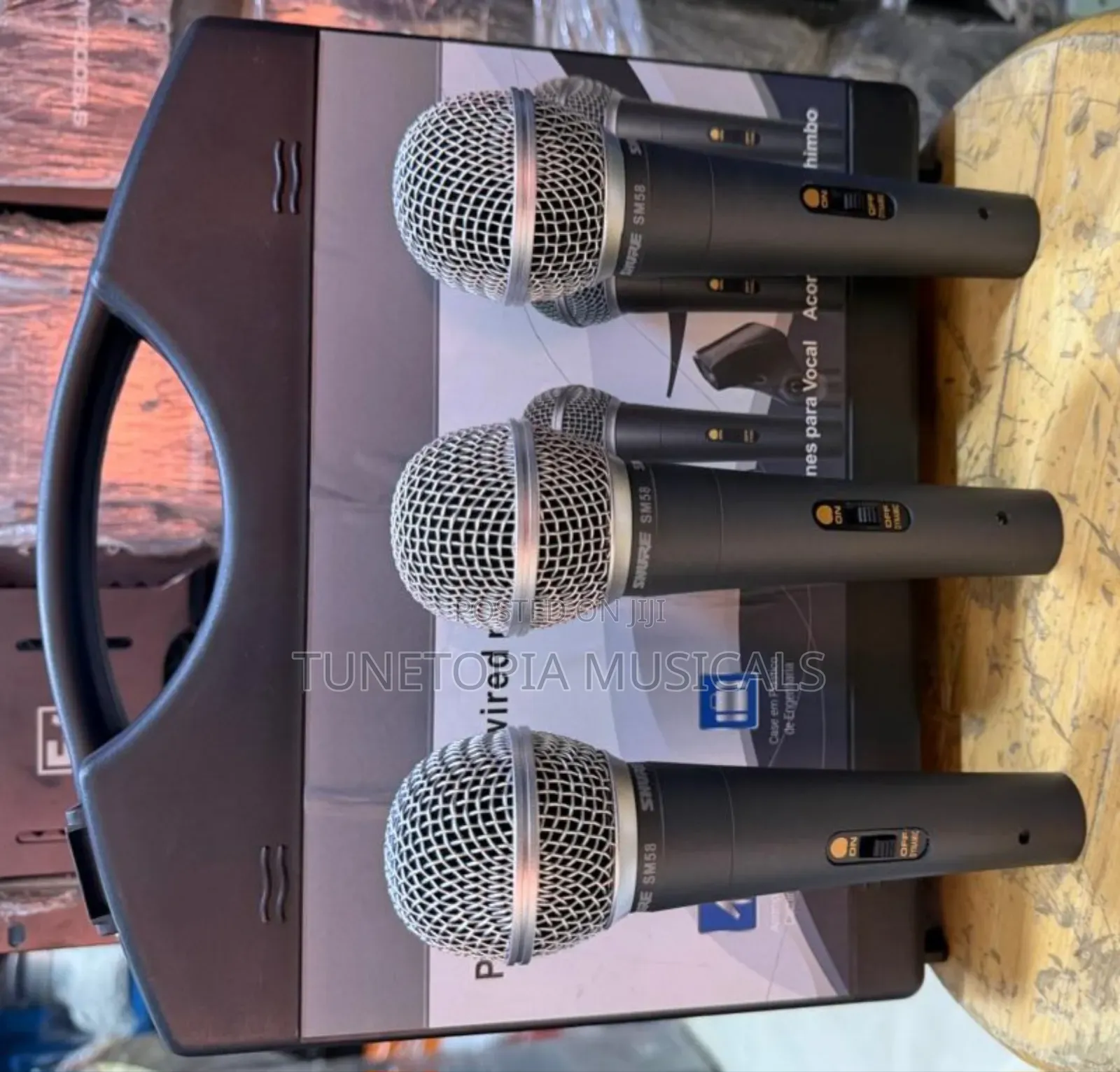 Shure SM58 3-Piece Set of Wired Dynamic Handheld Microphones