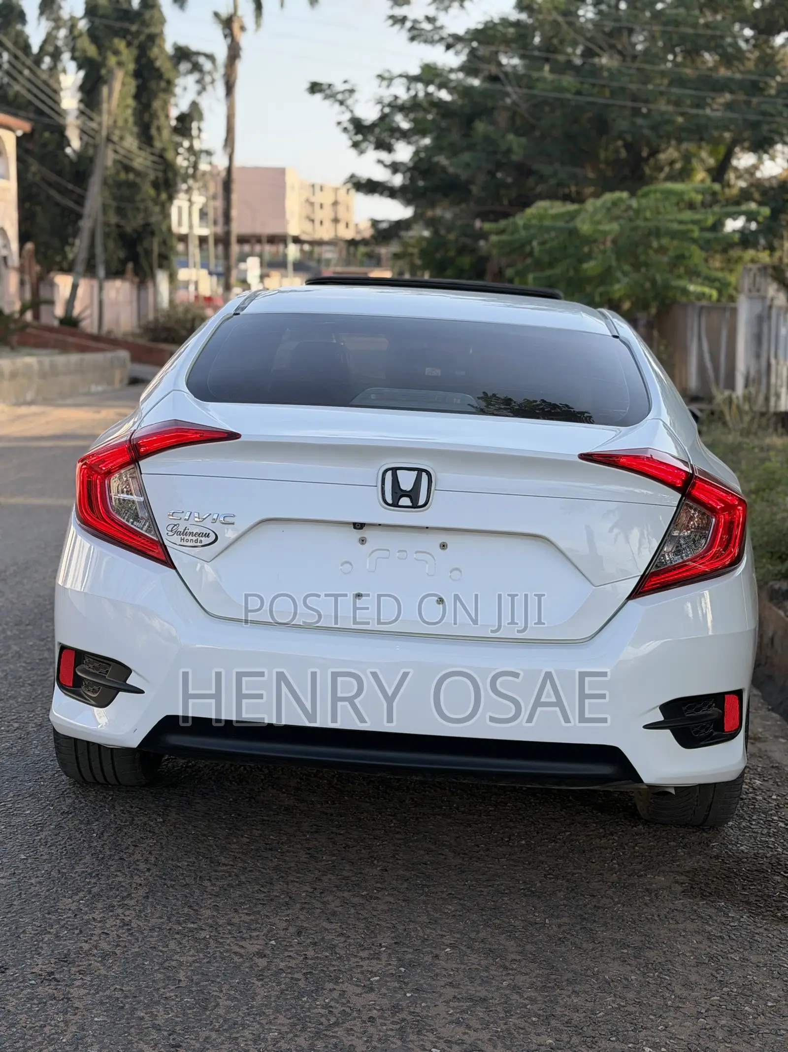 Honda Civic EX 4dr Hatchback (1.5L 4cyl) 2017 White