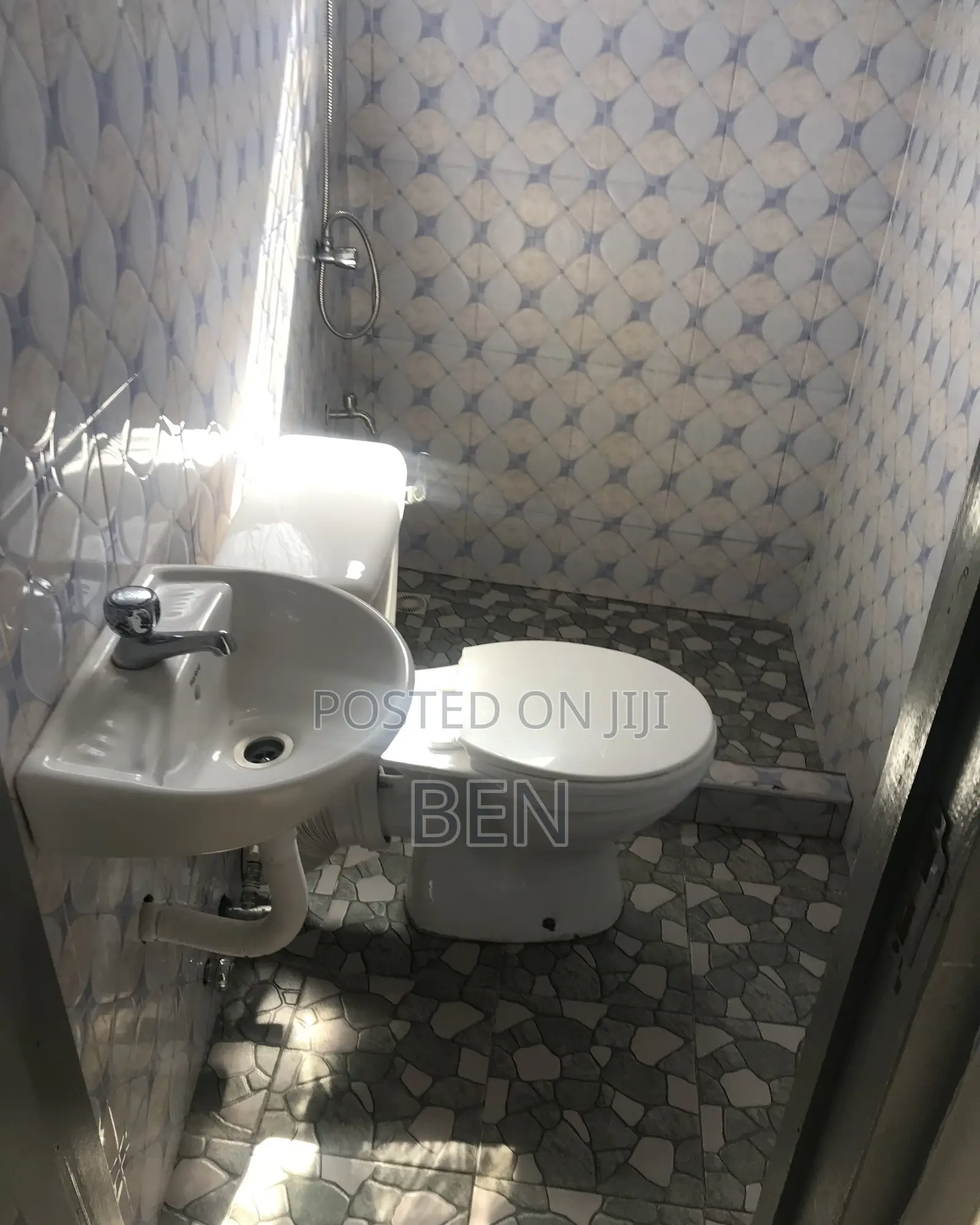 1bdrm Apartment in Abelenkpe, Mosque Area for rent
