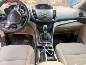 Ford Escape S 4dr SUV (2.5L 4cyl 6A) 2015 Silver