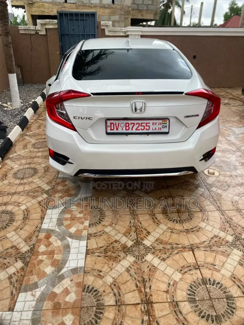 Honda Civic Touring Sedan 2019 White