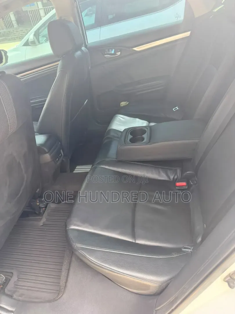 Honda Civic Touring Sedan 2019 White