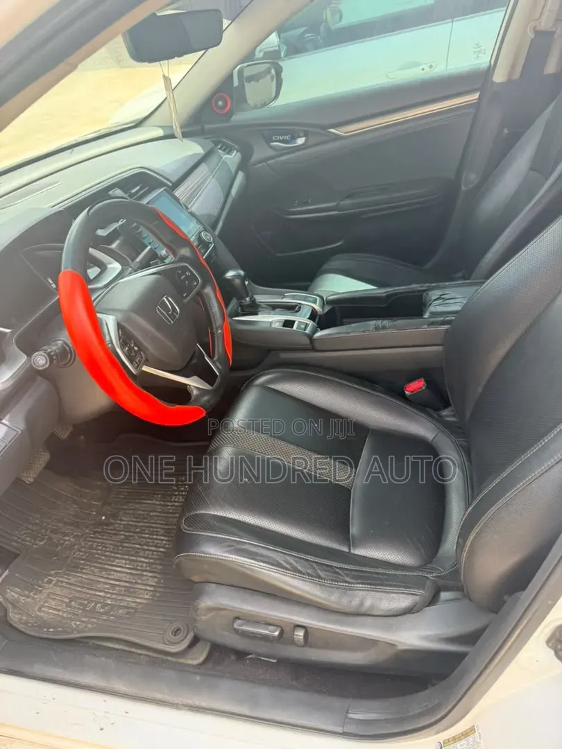 Honda Civic Touring Sedan 2019 White