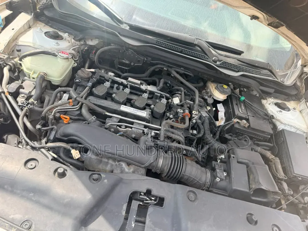 Honda Civic Touring Sedan 2019 White