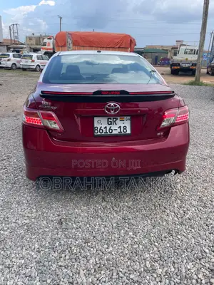 Toyota Camry 2011 Red