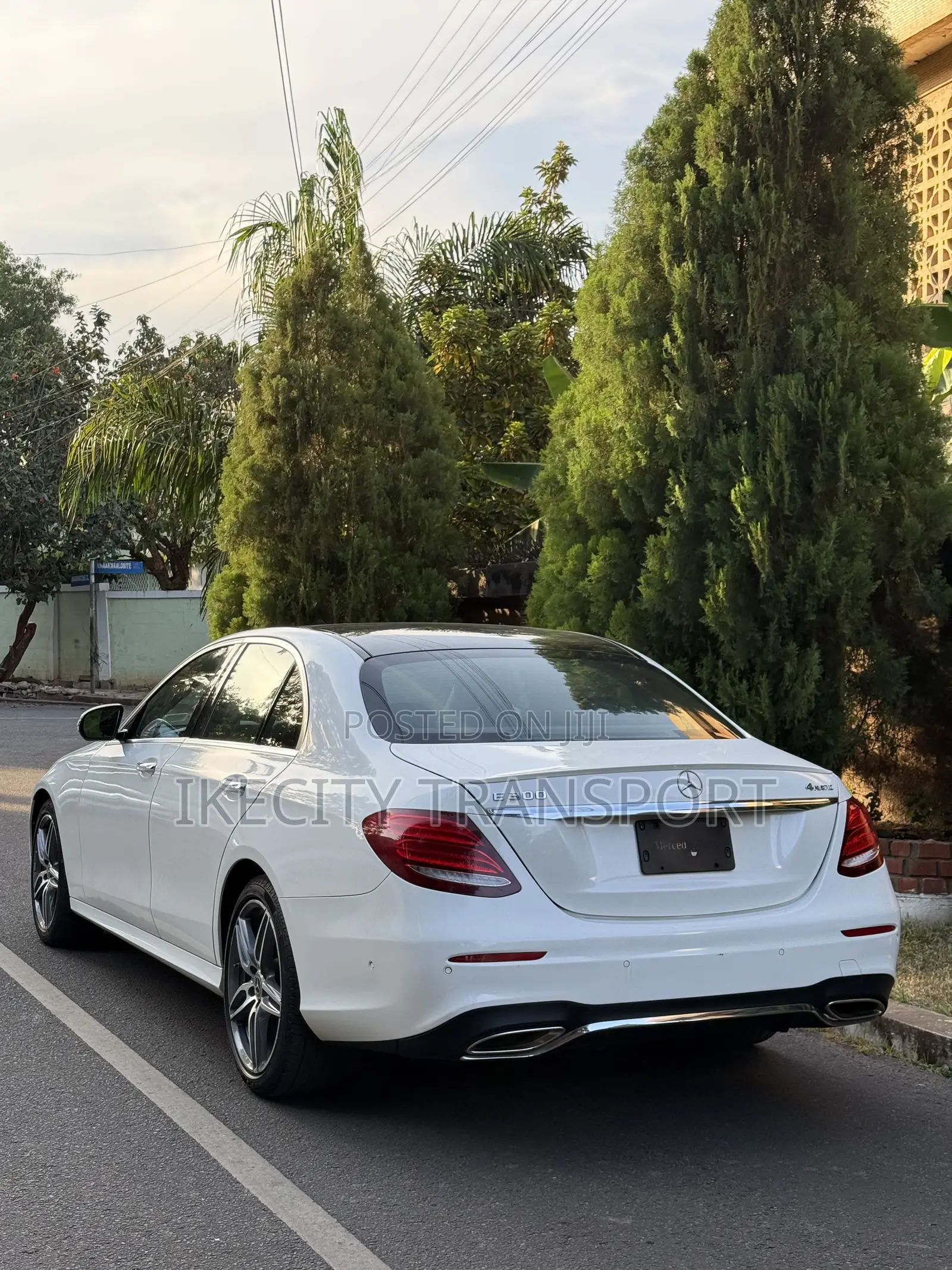 Mercedes-Benz E300 2018 White