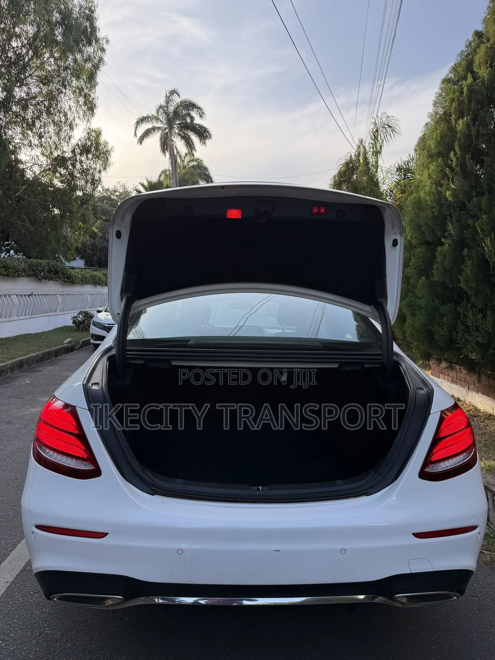 Mercedes-Benz E300 2018 White