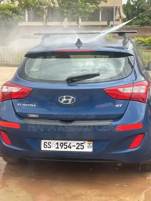 Hyundai Elantra 2016 Blue