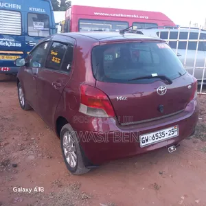 Toyota Vitz 2010 Brown