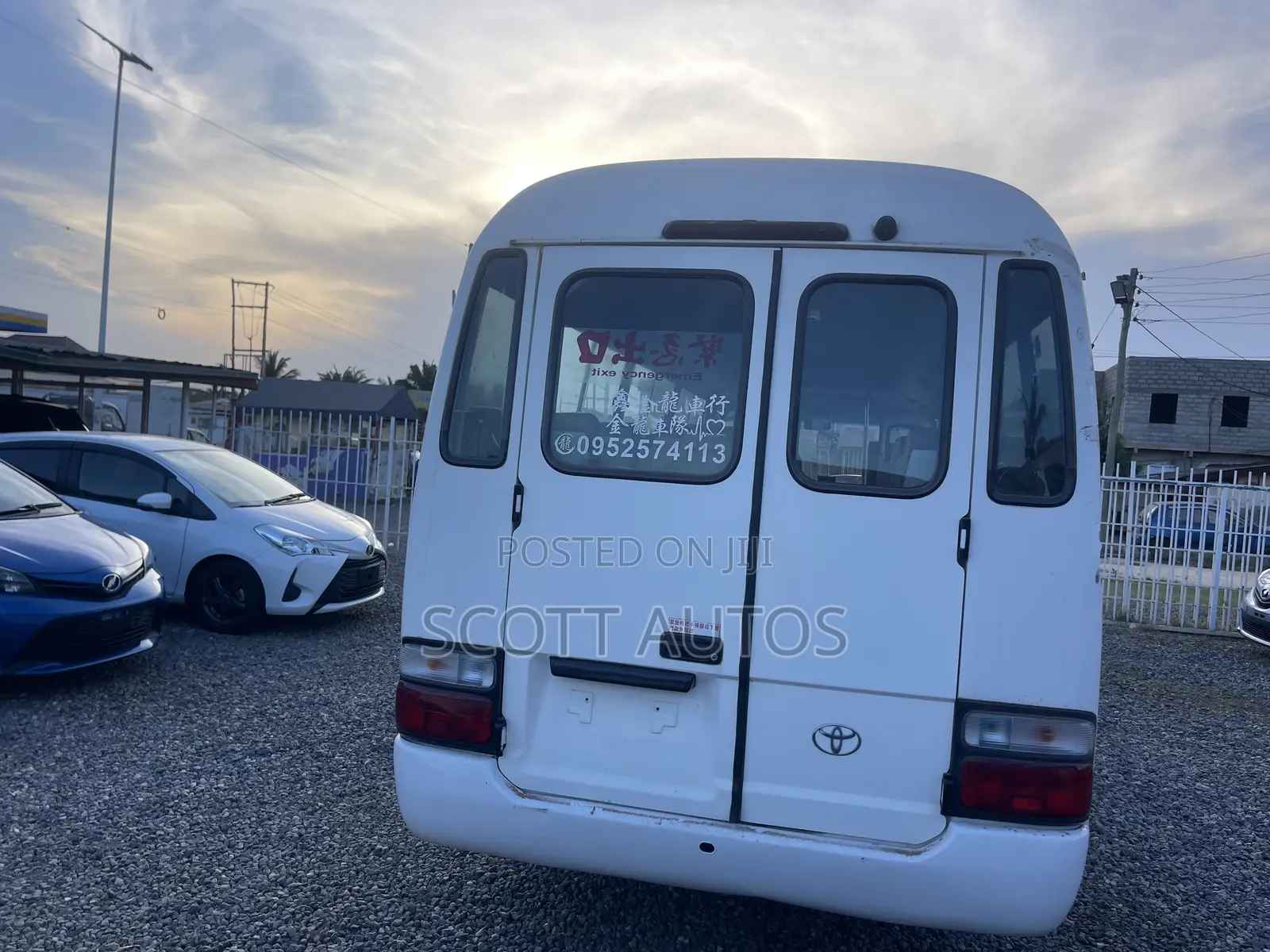 Toyota Coaster 2006 White