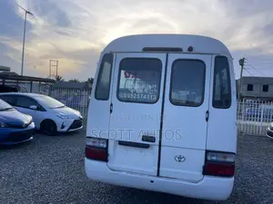 Toyota Coaster 2006 White
