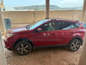 Toyota RAV4 2017 Red