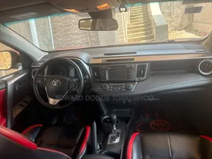 Toyota RAV4 2017 Red