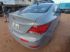 Hyundai Accent 2017 Gray