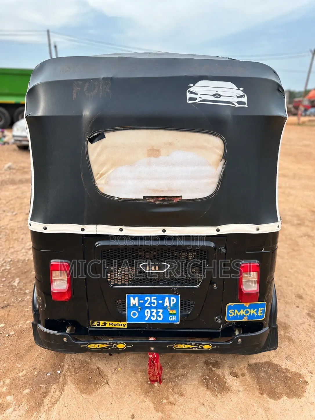 Bajaj RE 2025 Black