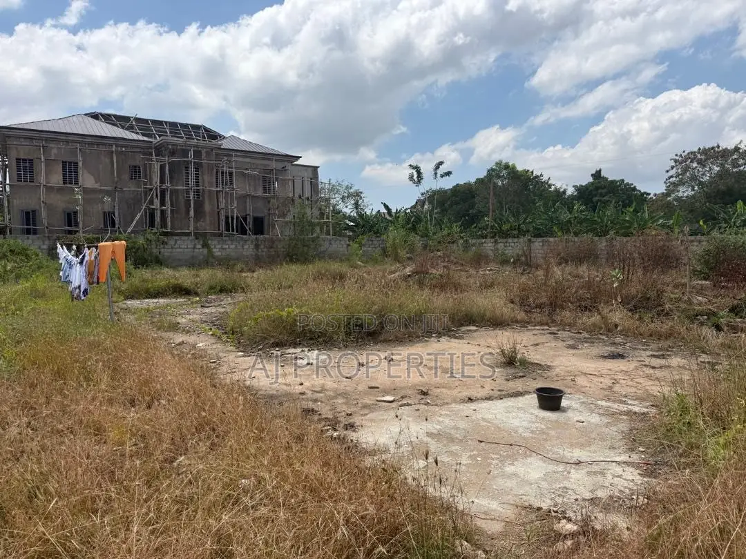 Registered 2 & Half Plot of Land for Sale at North Legon Wisconsin