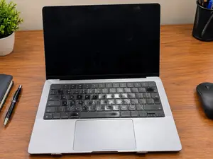 Laptop Apple MacBook Pro 2021 M1 16GB Apple M1 Pro SSD 512GB