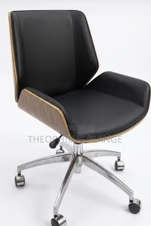 Luxury CEO Wood Chair