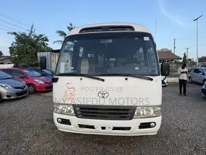 Toyota Coaster 2006 White