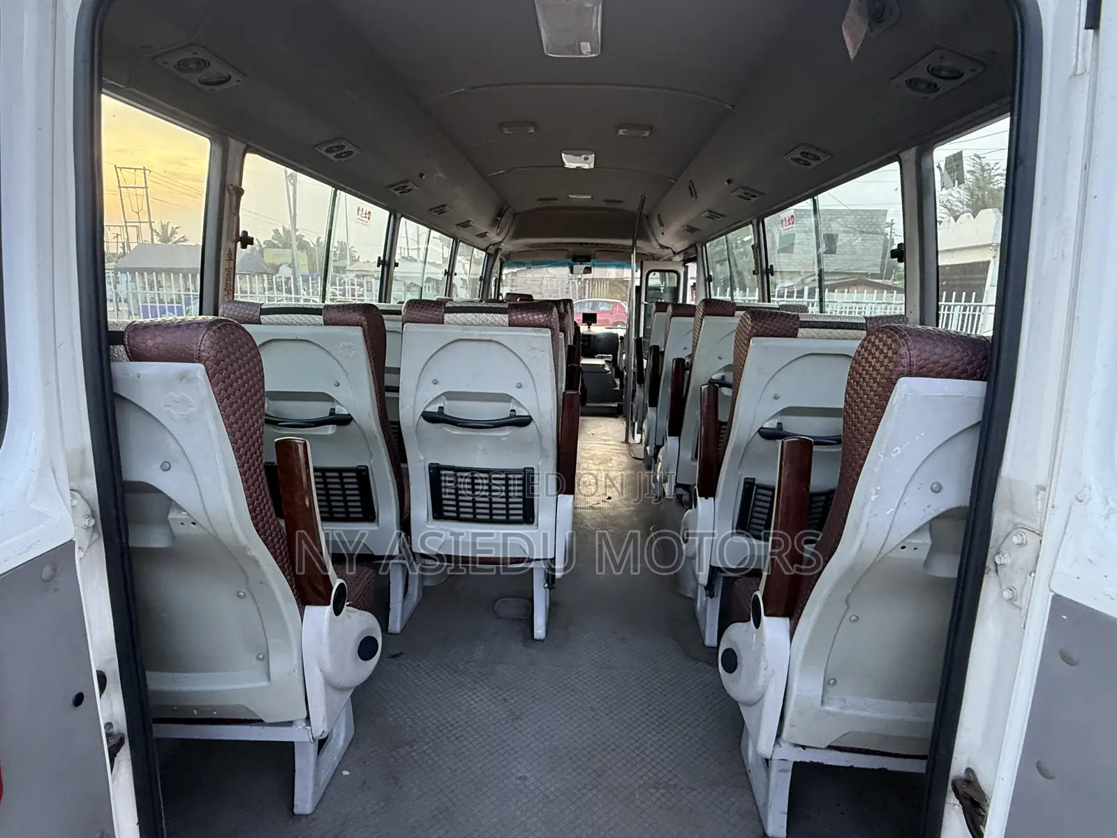 Toyota Coaster 2006 White