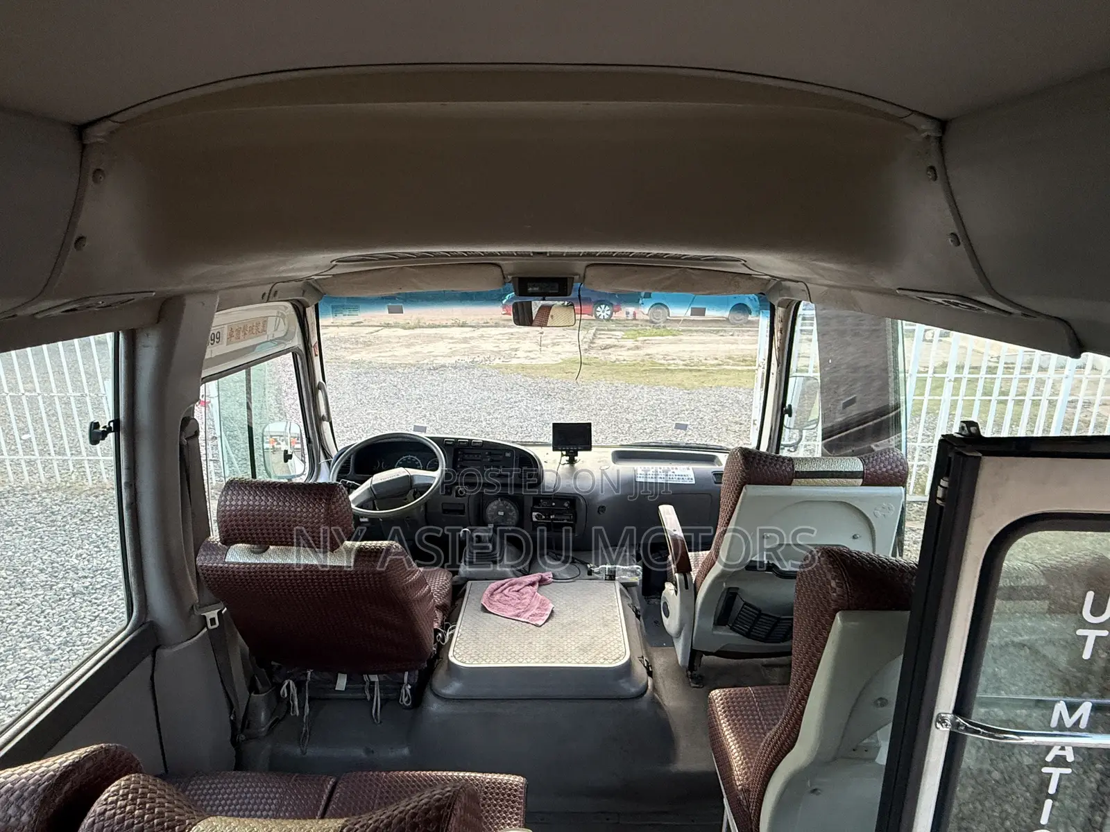 Toyota Coaster 2006 White