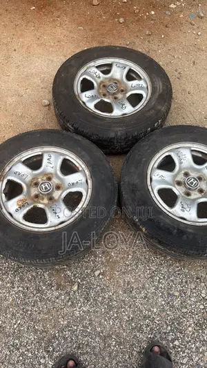 American Used HONDA CRV Tires