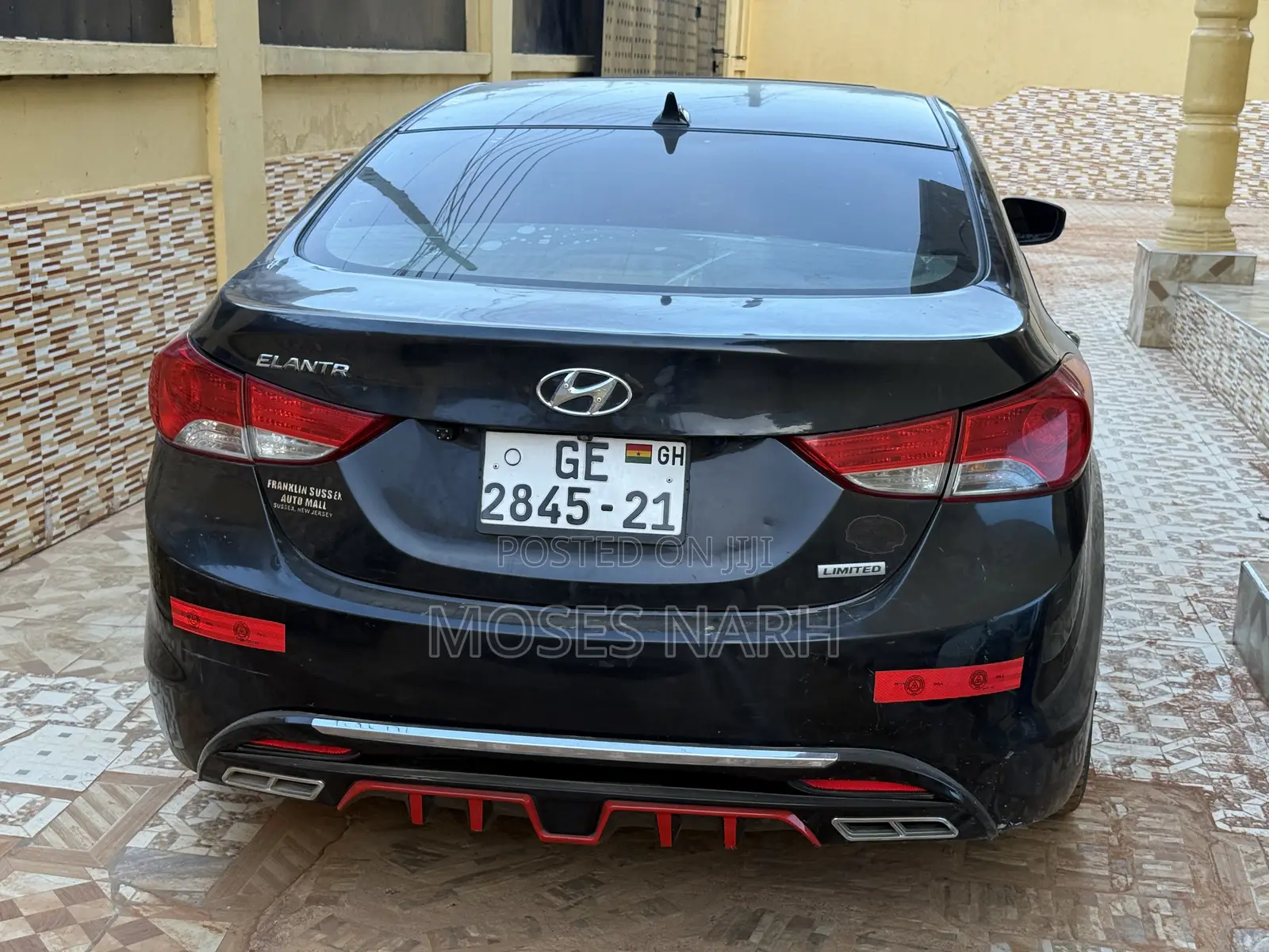 Hyundai Elantra Limited Sedan FWD (1.8L 4cyl 6A) 2013 Black