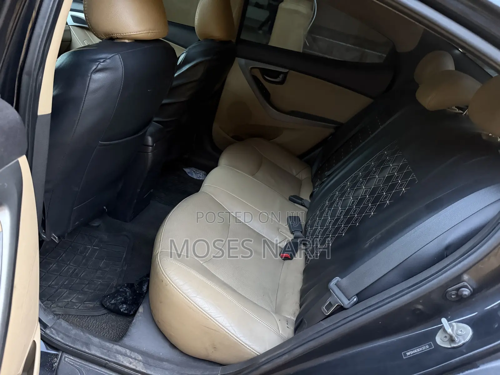 Hyundai Elantra Limited Sedan FWD (1.8L 4cyl 6A) 2013 Black