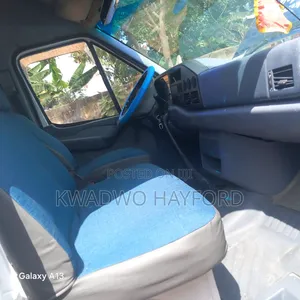 Mercedes-Benz Sprinter 2010 Blue