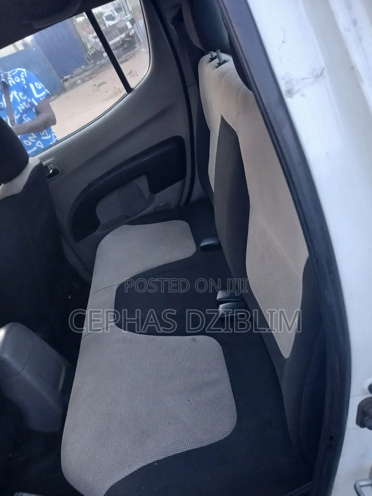 Mitsubishi L200 2011 White