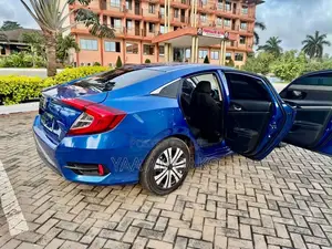 Honda Civic LX-P 2dr Coupe (2.0L 4cyl) 2016 Blue