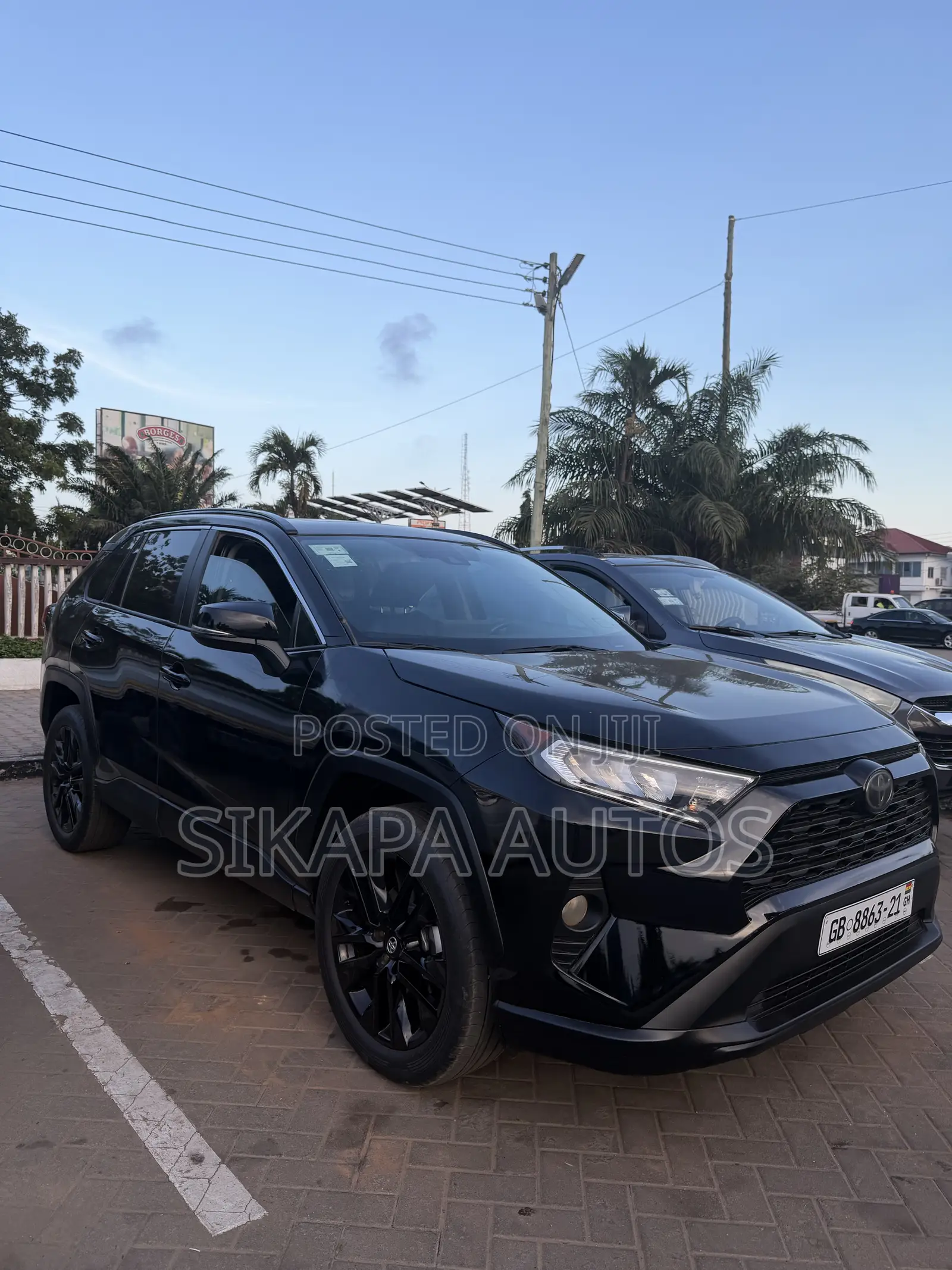 Toyota RAV4 XLE Premium AWD 2020 Black