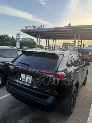 Toyota RAV4 XLE Premium AWD 2020 Black