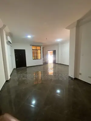 3bdrm Apartment in Fairhaven, Labadi for rent