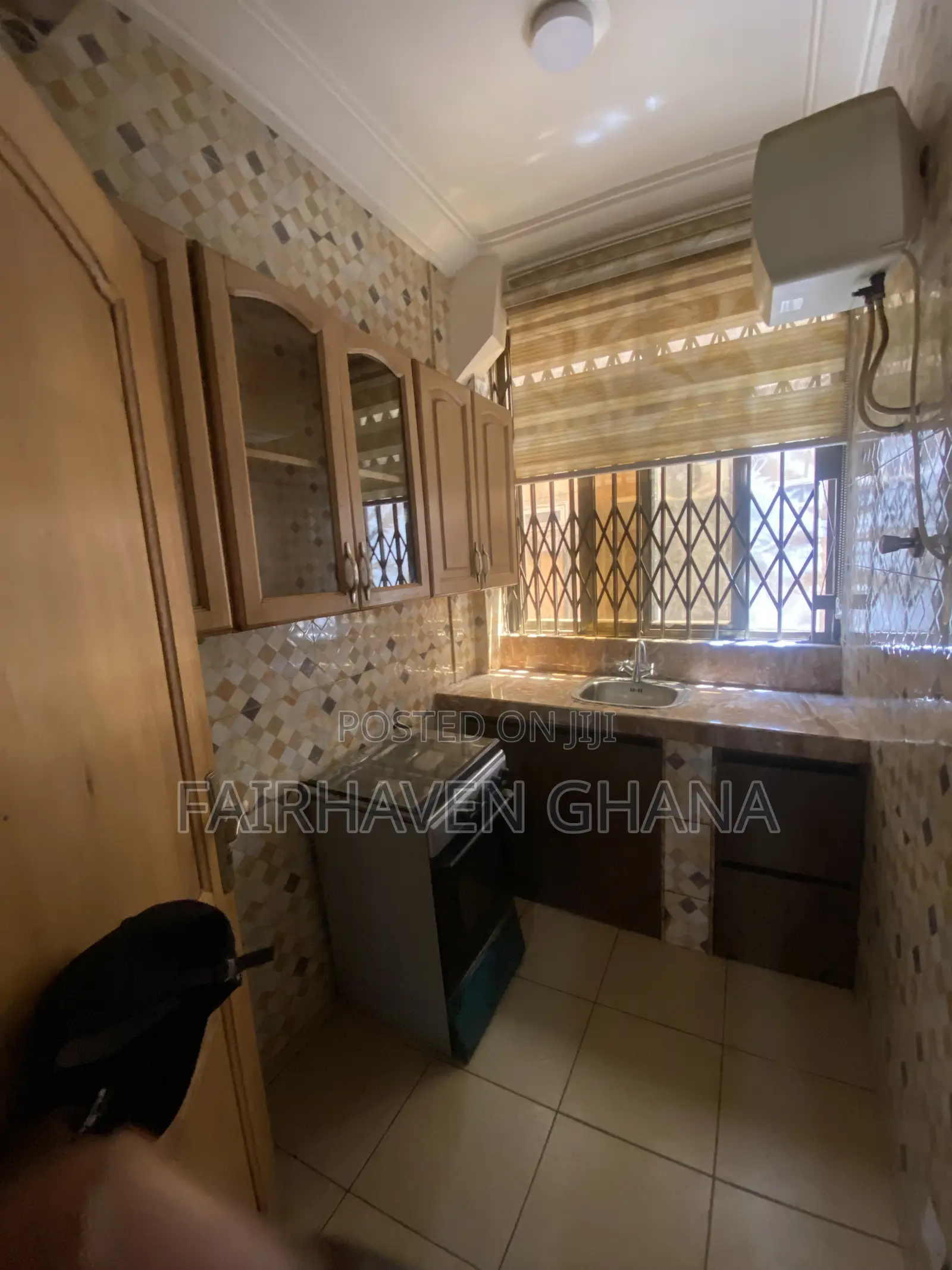 3bdrm Apartment in Fairhaven, Labadi for rent