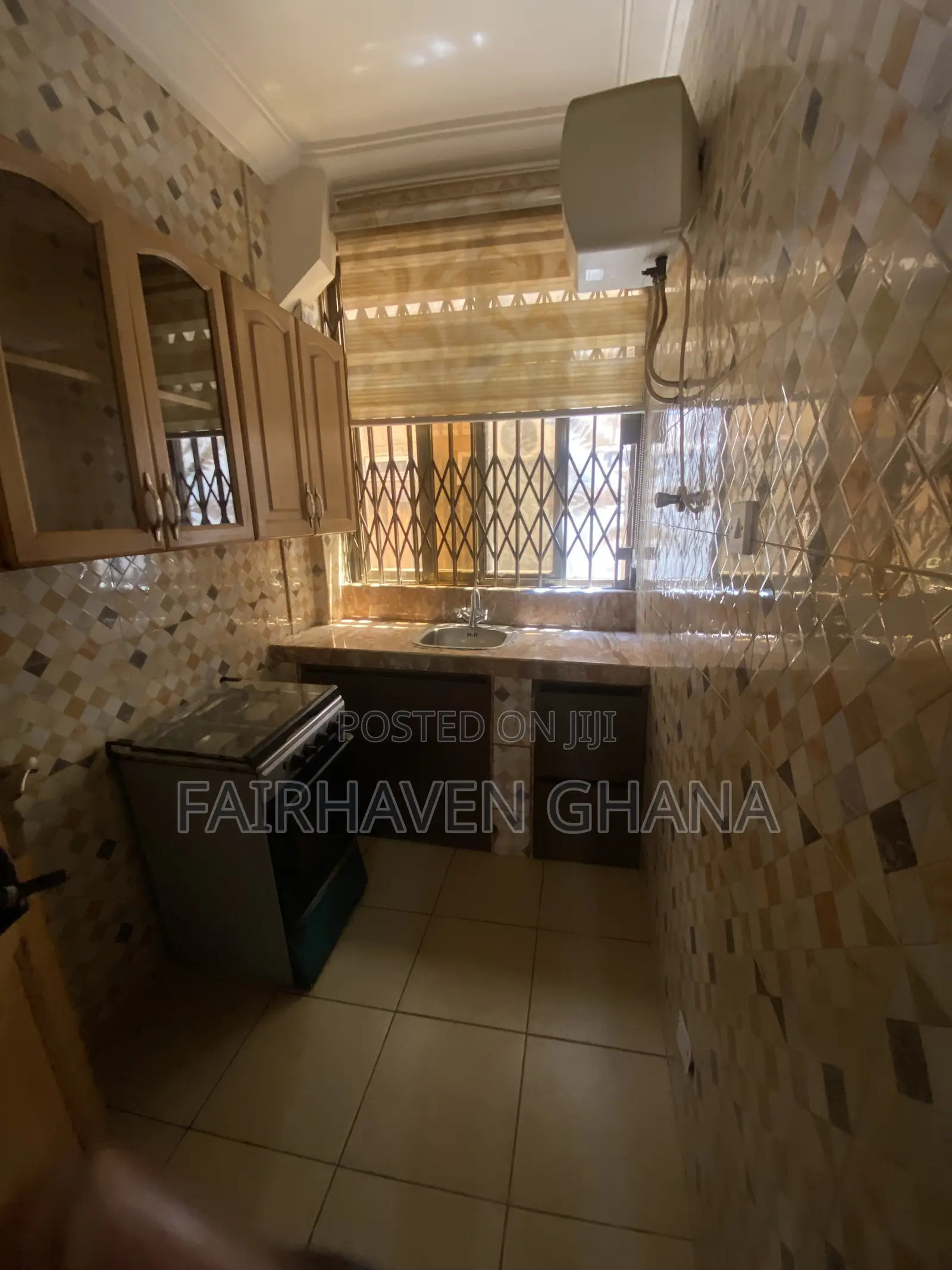 3bdrm Apartment in Fairhaven, Labadi for rent
