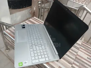 Laptop HP EliteBook 840 G6 16GB Intel Core i7 SSD 512GB