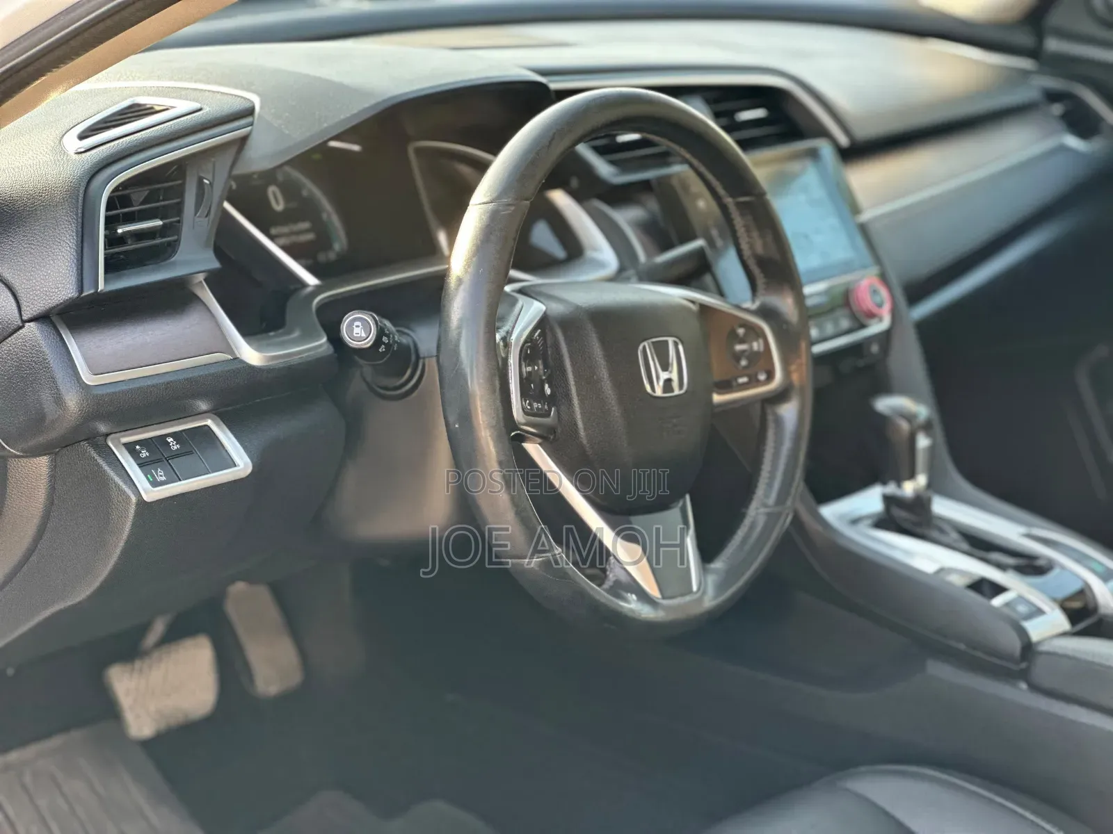 Honda Civic Touring 4dr Sedan (1.5L 4cyl) 2017 White