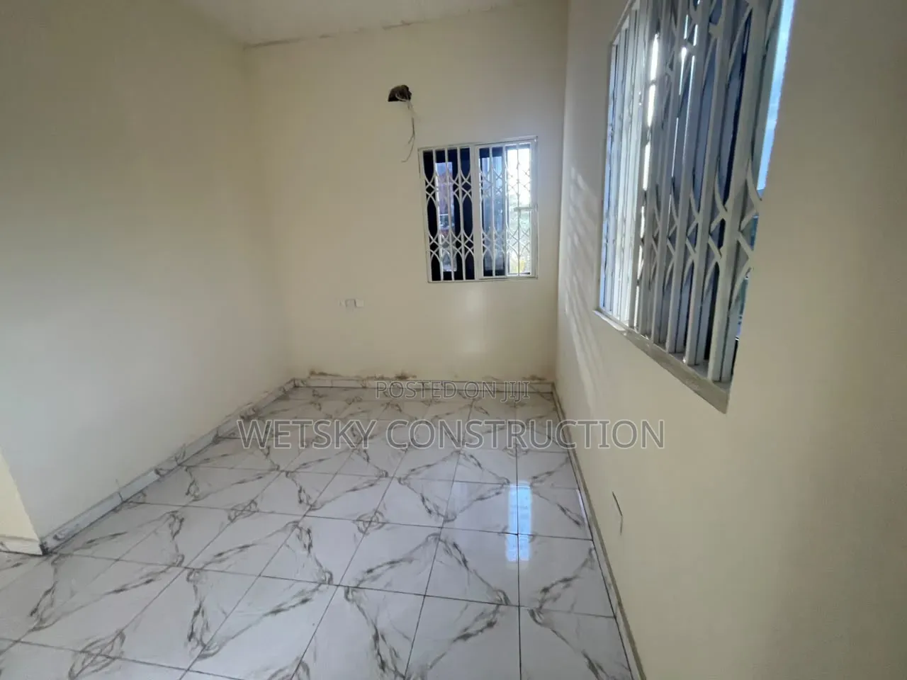 1bdrm Apartment in Awoshie Anyaa Market for rent