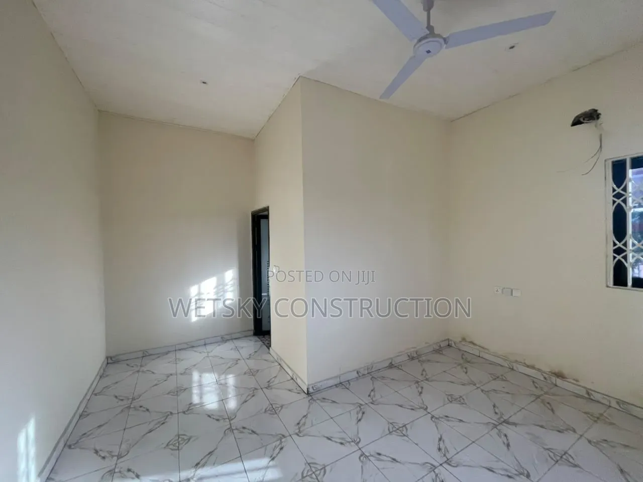 1bdrm Apartment in Awoshie Anyaa Market for rent
